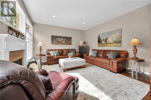 15 Pelham Drive, Hamilton (Meadowlands), ON - Indoor Photo Showing Living Room With Fireplace