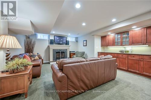 15 Pelham Drive, Hamilton (Meadowlands), ON - Indoor With Fireplace