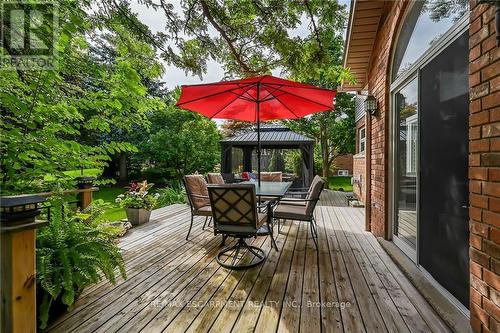 15 Pelham Drive, Hamilton (Meadowlands), ON - Outdoor With Deck Patio Veranda