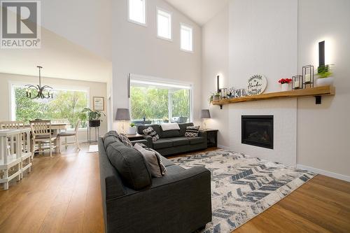 2738 Beachmount Cres, Kamloops, BC - Indoor Photo Showing Living Room With Fireplace