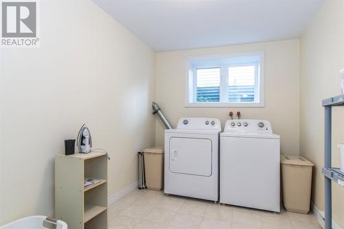 91 Halley Drive, St. John'S, NL - Indoor Photo Showing Laundry Room