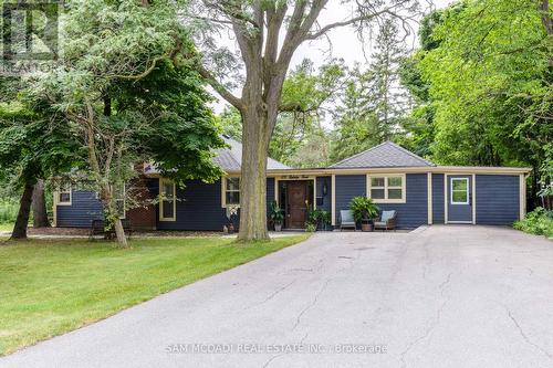 100 Rutledge Road, Mississauga (Streetsville), ON - Outdoor With Facade