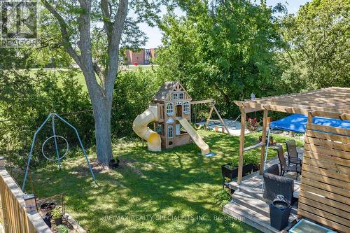 2476 Winthrop Crescent, Mississauga (Sheridan), ON - Outdoor