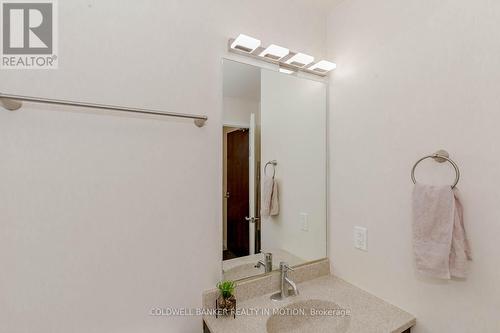 1605 - 339 Rathburn Road W, Mississauga (City Centre), ON -  Photo Showing Bathroom