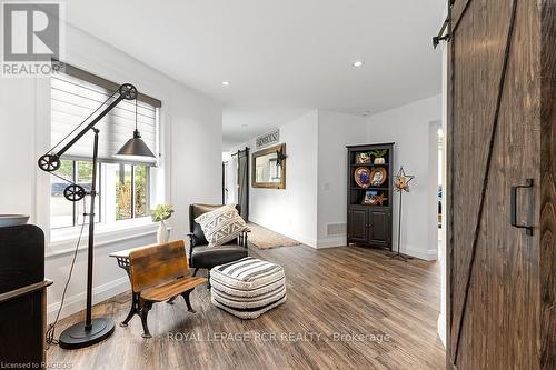 408082 Grey 4 Road, Grey Highlands, ON - Indoor Photo Showing Other Room