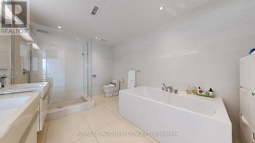 501 - 1 Watergarden Way, Toronto (Bayview Village), ON - Indoor Photo Showing Bathroom