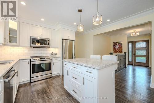 083515 Southgate Road 8, Southgate, ON - Indoor Photo Showing Kitchen With Upgraded Kitchen