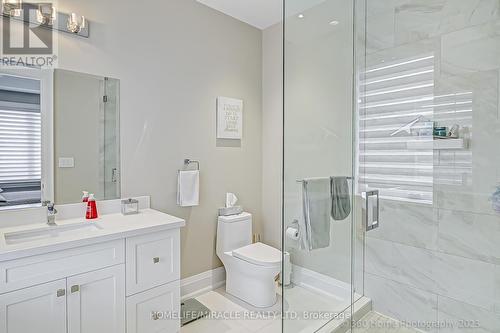 3471 Yale Road, Mississauga (Mississauga Valleys), ON - Indoor Photo Showing Bathroom