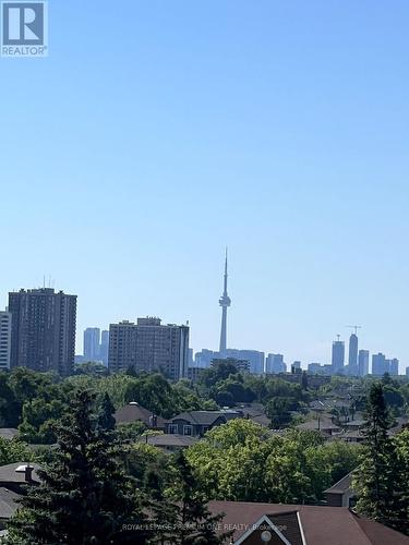 537 - 830 Lawrence Avenue W, Toronto (Yorkdale-Glen Park), ON - Outdoor With View