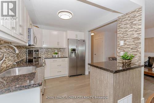 28 - 399 Vodden Street E, Brampton (Madoc), ON - Indoor Photo Showing Kitchen With Upgraded Kitchen