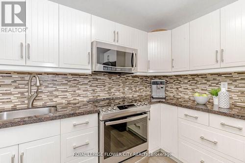 28 - 399 Vodden Street E, Brampton (Madoc), ON - Indoor Photo Showing Kitchen With Upgraded Kitchen