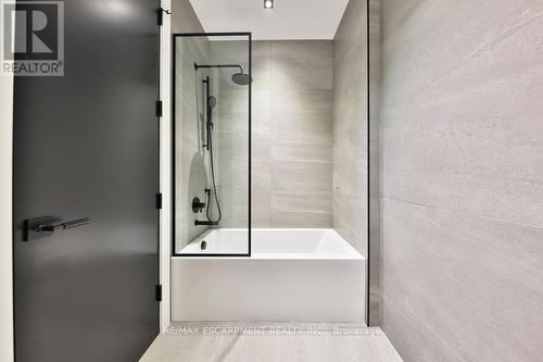 20B Broadview Avenue, Mississauga (Port Credit), ON - Indoor Photo Showing Bathroom