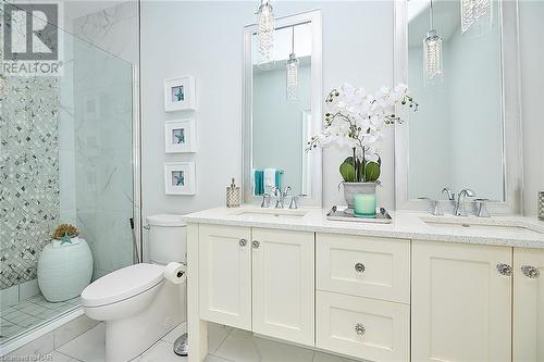 12 Cobblestone Drive, St. Davids, ON - Indoor Photo Showing Bathroom