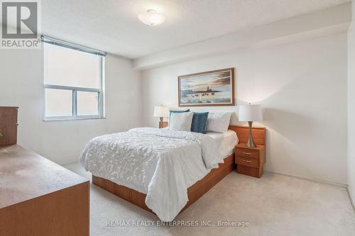 1605 - 966 Inverhouse Drive, Mississauga (Clarkson), ON - Indoor Photo Showing Bedroom