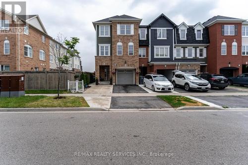 39 Vanhorne Close, Brampton (Northwest Brampton), ON - Outdoor With Facade