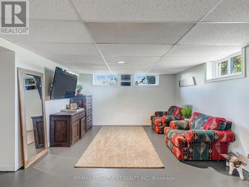 2184 Haldimand Road 17, Haldimand, ON - Indoor Photo Showing Basement