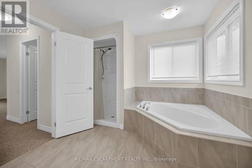 408 Dalgleish Trail, Hamilton (Stoney Creek Mountain), ON - Indoor Photo Showing Bathroom