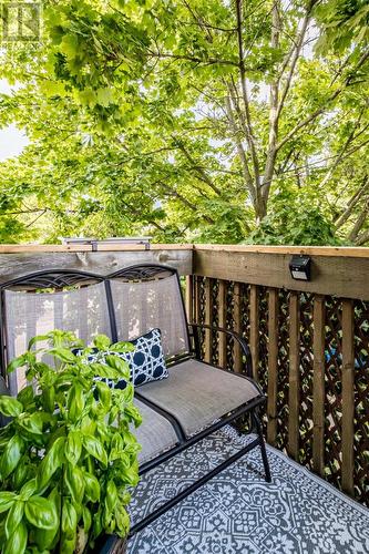 22 - 1155 Paramount Drive, Hamilton (Stoney Creek Mountain), ON - Outdoor