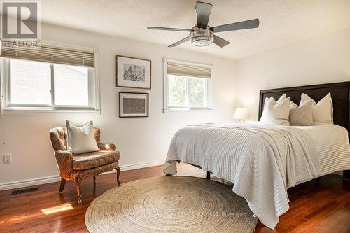 22 - 1155 Paramount Drive, Hamilton (Stoney Creek Mountain), ON - Indoor Photo Showing Bedroom