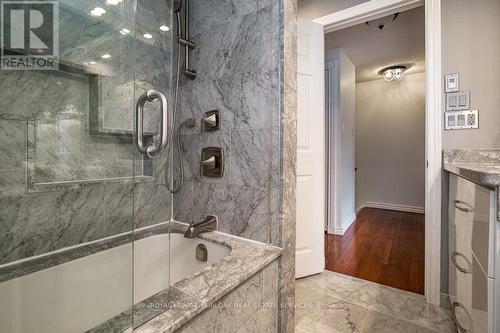 22 - 1155 Paramount Drive, Hamilton (Stoney Creek Mountain), ON - Indoor Photo Showing Bathroom