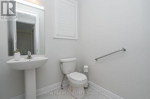 73 Highlands Boulevard, Cavan Monaghan, ON - Indoor Photo Showing Bathroom