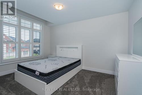 73 Highlands Boulevard, Cavan Monaghan, ON - Indoor Photo Showing Bedroom