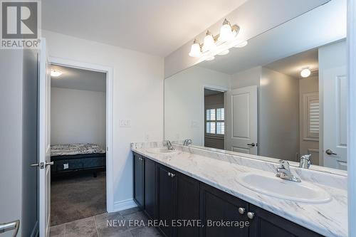 73 Highlands Boulevard, Cavan Monaghan, ON - Indoor Photo Showing Bathroom