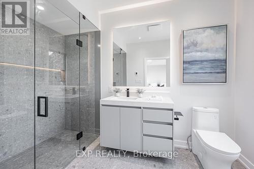 499 Rushton Road, Toronto (Humewood-Cedarvale), ON - Indoor Photo Showing Bathroom