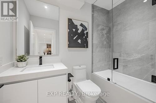 499 Rushton Road, Toronto (Humewood-Cedarvale), ON - Indoor Photo Showing Bathroom