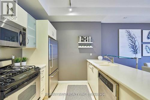 108 - 3 Mcalpine Street, Toronto (Annex), ON - Indoor Photo Showing Kitchen With Double Sink