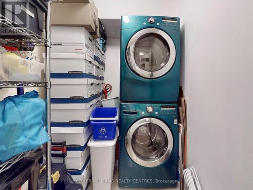 1701 - 75 Graydon Hall Drive, Toronto (Parkwoods-Donalda), ON - Indoor Photo Showing Laundry Room