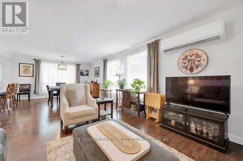 170 Durham Street, Centre Hastings, ON - Indoor Photo Showing Living Room