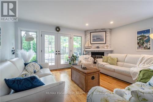 63 Forestgate Drive, Hamilton (Fessenden), ON - Indoor Photo Showing Living Room With Fireplace