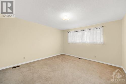 95 Macnabb Place, Ottawa, ON - Indoor Photo Showing Other Room