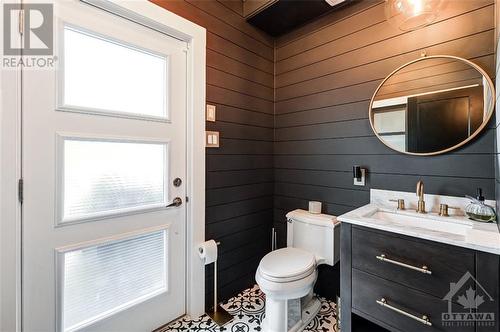 1271 Georges Vanier Drive, Ottawa, ON - Indoor Photo Showing Bathroom