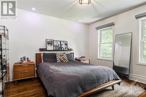 1271 Georges Vanier Drive, Ottawa, ON - Indoor Photo Showing Bedroom