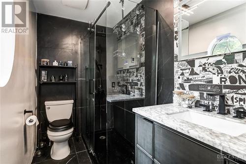 1271 Georges Vanier Drive, Ottawa, ON - Indoor Photo Showing Bathroom