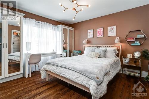 1271 Georges Vanier Drive, Ottawa, ON - Indoor Photo Showing Bedroom