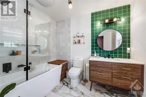 1271 Georges Vanier Drive, Ottawa, ON - Indoor Photo Showing Bathroom