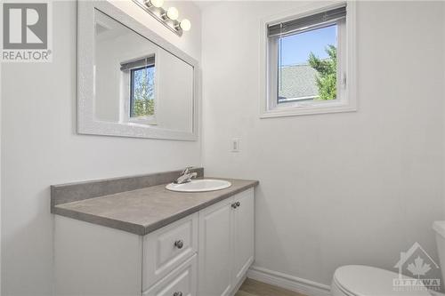 94 Frank Street, Carleton Place, ON - Indoor Photo Showing Bathroom