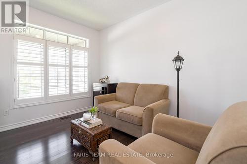 19 Cameron Street, Springwater (Centre Vespra), ON - Indoor Photo Showing Living Room