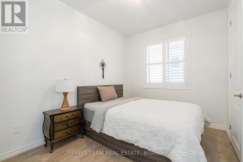 19 Cameron Street, Springwater (Centre Vespra), ON - Indoor Photo Showing Bedroom