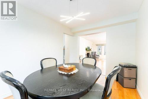 72 - 7080 Copenhagen Road, Mississauga (Meadowvale), ON - Indoor Photo Showing Dining Room