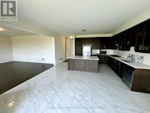 48 Puffin Crescent, Brampton, ON - Indoor Photo Showing Kitchen