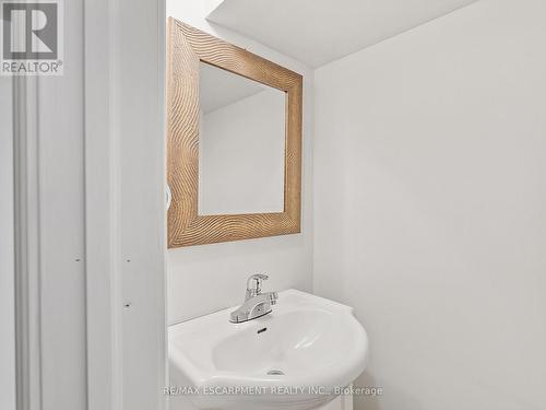 149 Park Lane, Haldimand, ON - Indoor Photo Showing Bathroom