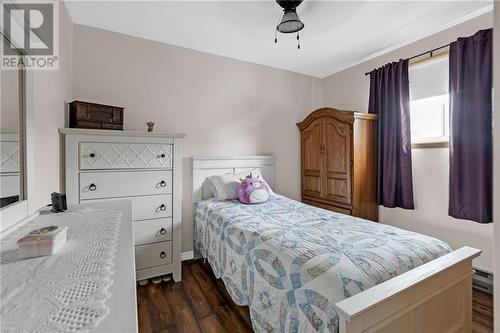 62 Pine Street, Cornwall, ON - Indoor Photo Showing Bedroom