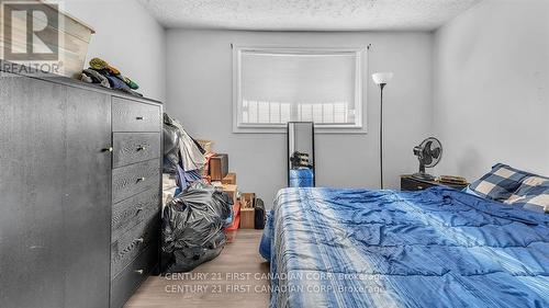 387 Horton Street E, London, ON - Indoor Photo Showing Bedroom