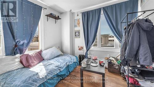 387 Horton Street E, London, ON - Indoor Photo Showing Bedroom