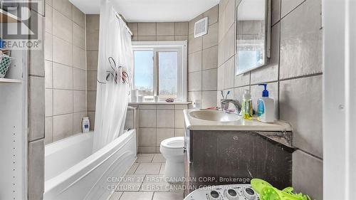 387 Horton Street E, London, ON - Indoor Photo Showing Bathroom