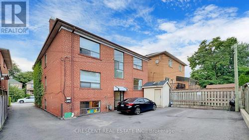 5 Cliff Street, Toronto (Rockcliffe-Smythe), ON - Outdoor With Exterior